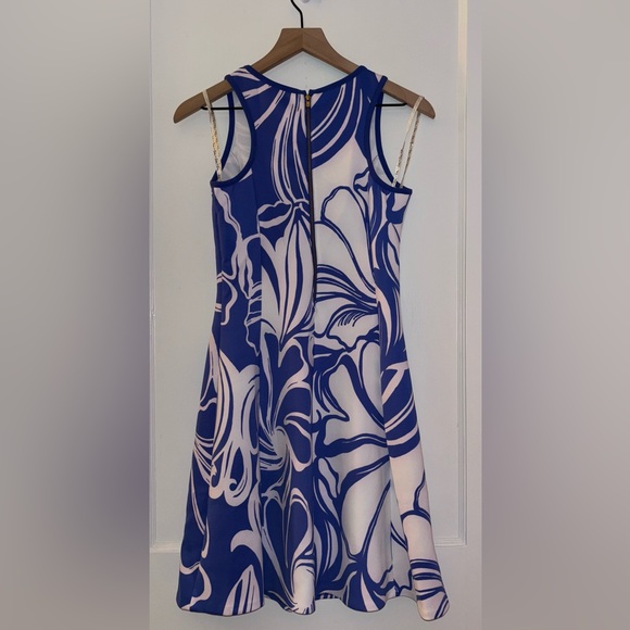 Lily Pulitzer A-Line Floral Purple and White Sleeveless Dress - Picture 4 of 12